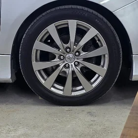 Carolla R17