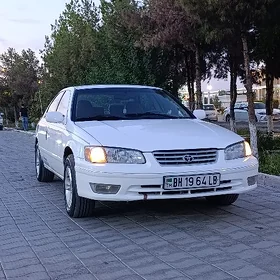 Toyota Camry 2000