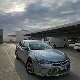 Toyota Camry 2016