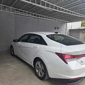 Hyundai Elantra 2020