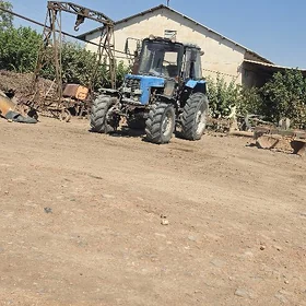 MTZ 80 1999