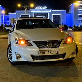 Lexus IS 250 2012