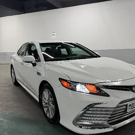 Toyota Camry 2023