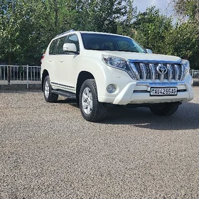 Toyota Land Cruiser Prado 2014