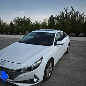 Hyundai Elantra 2023