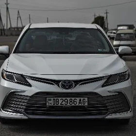 Toyota Camry 2024