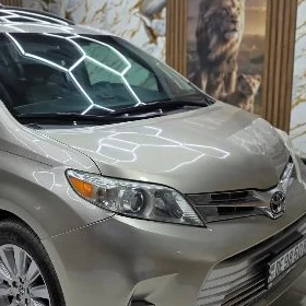 Toyota Sienna 2016
