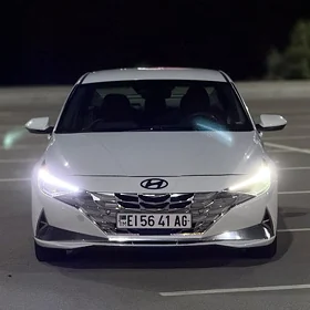 Hyundai Elantra 2021