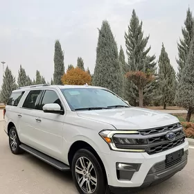 Ford Expedition 2023