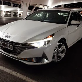 Hyundai Elantra 2021