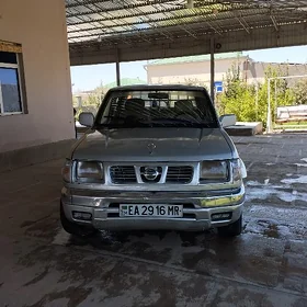 Nissan Navara 1998