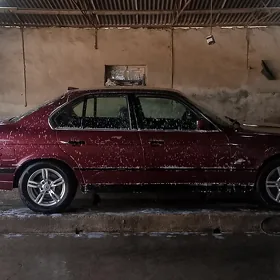 BMW 525 1990
