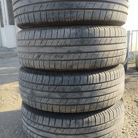 235 60 18 Michelin 23