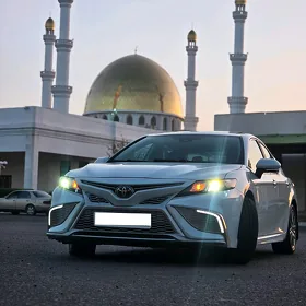 Toyota Camry 2023