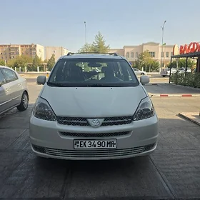 Toyota Sienna 2005
