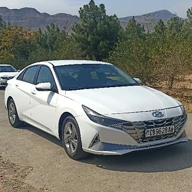 Hyundai Elantra 2021