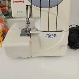 Janome awerlok