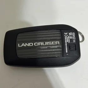 Land Cruiser pult