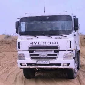 Hyundai HD270 2013