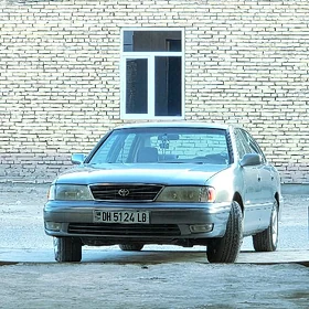 Toyota Avalon 1999