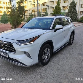 Toyota Highlander 2024