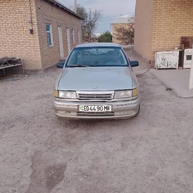 Opel Vectra 1992