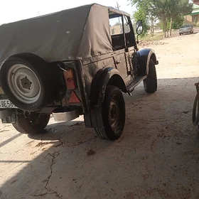 UAZ 452 1980