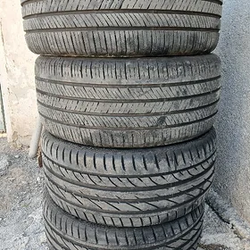 245 35 19