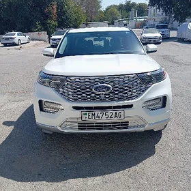 Ford Explorer 2022