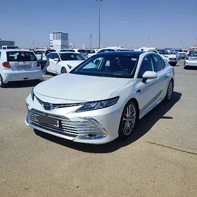 Toyota Camry 2023