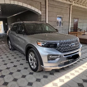 Ford Explorer 2022