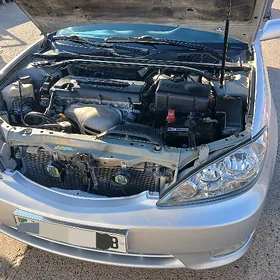 Toyota Camry 2004