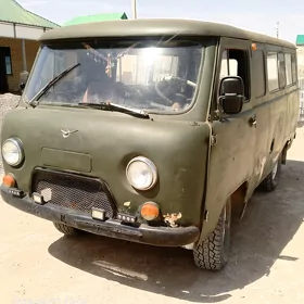 UAZ 2206 1986