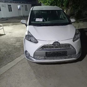 Toyota Sienna 2021