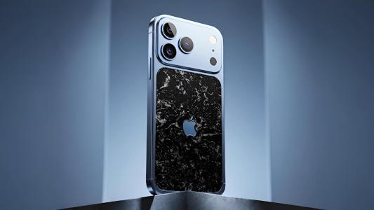 Caviar представила к 50-летию Apple золотые и титановые iPhone 18 Pro и Pro Max