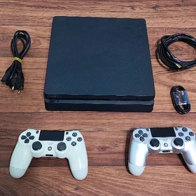 PlayStation 4 Slim