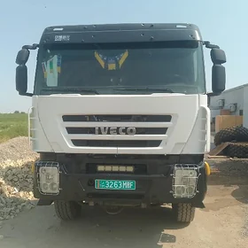 Iveco Trakker 2014