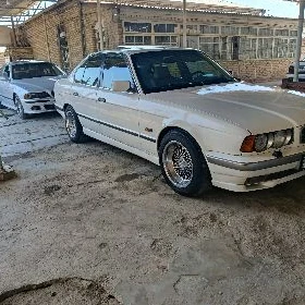 BMW 525 1989