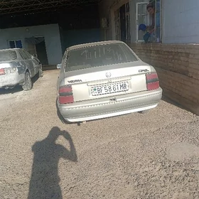 Opel Vectra 1992