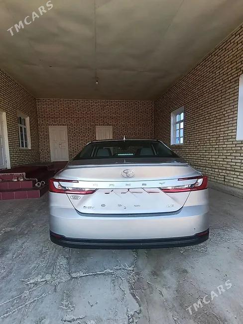 Toyota Camry Hybrid 2024 - 1
