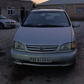 Toyota Sienna 2001