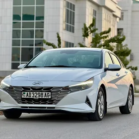 Hyundai Elantra 2021