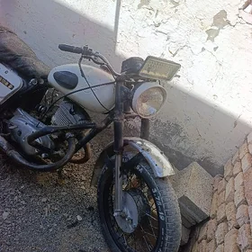 Iž Planeta 1990