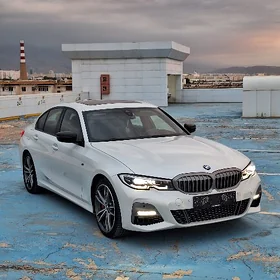BMW 330 2021