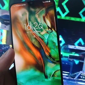 Samsung a40 4/64