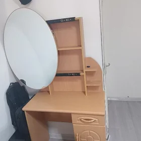 трюмо