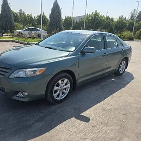 Toyota Camry 2011