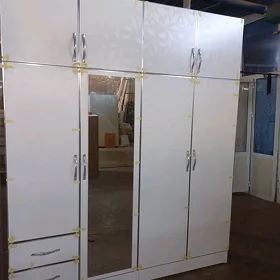 Mebel taze
