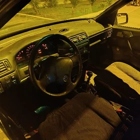 Opel Vectra 1990