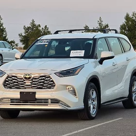 Toyota Highlander 2021